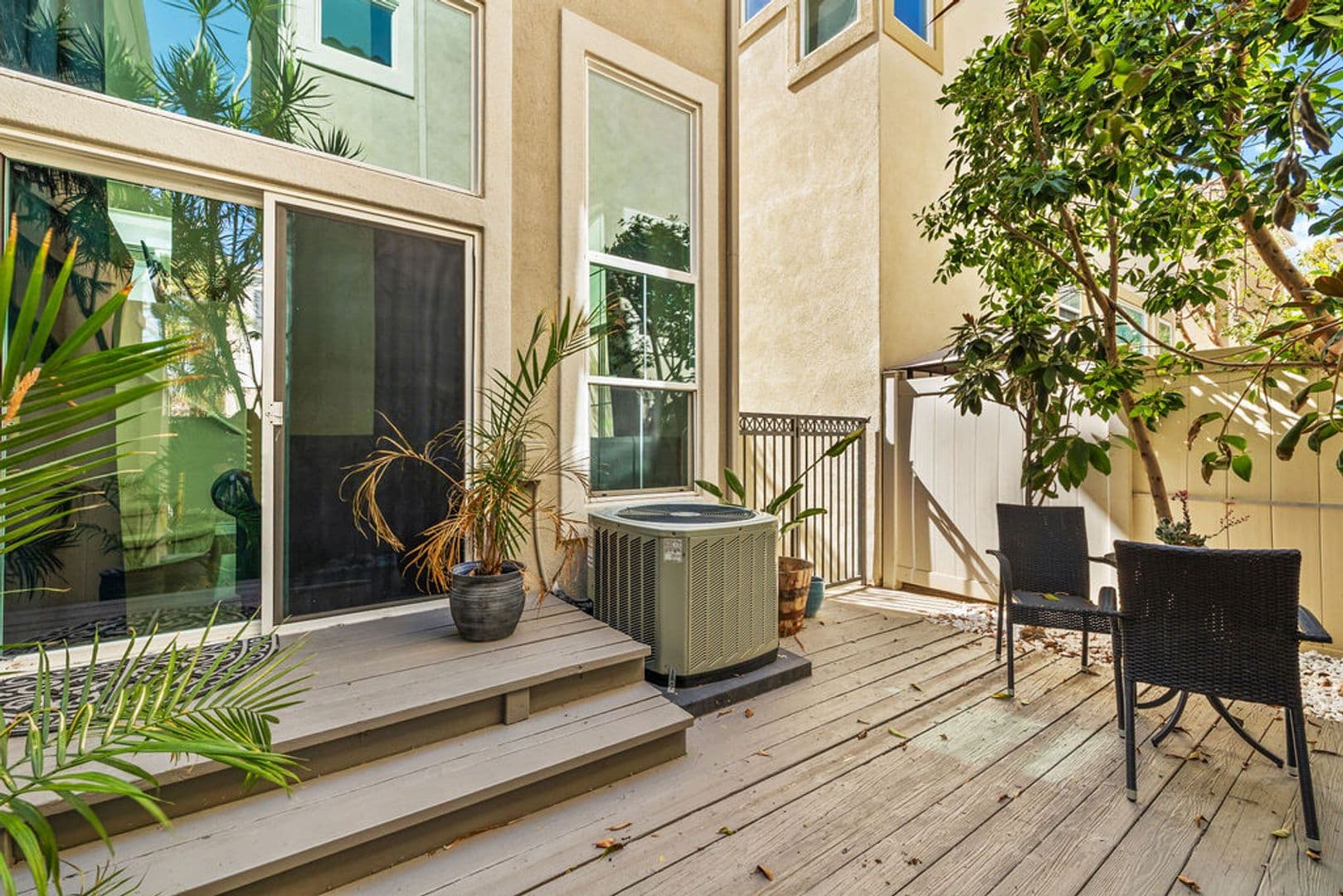 Rancho Santa Margarita House: 205 Montana Del Lago Dr