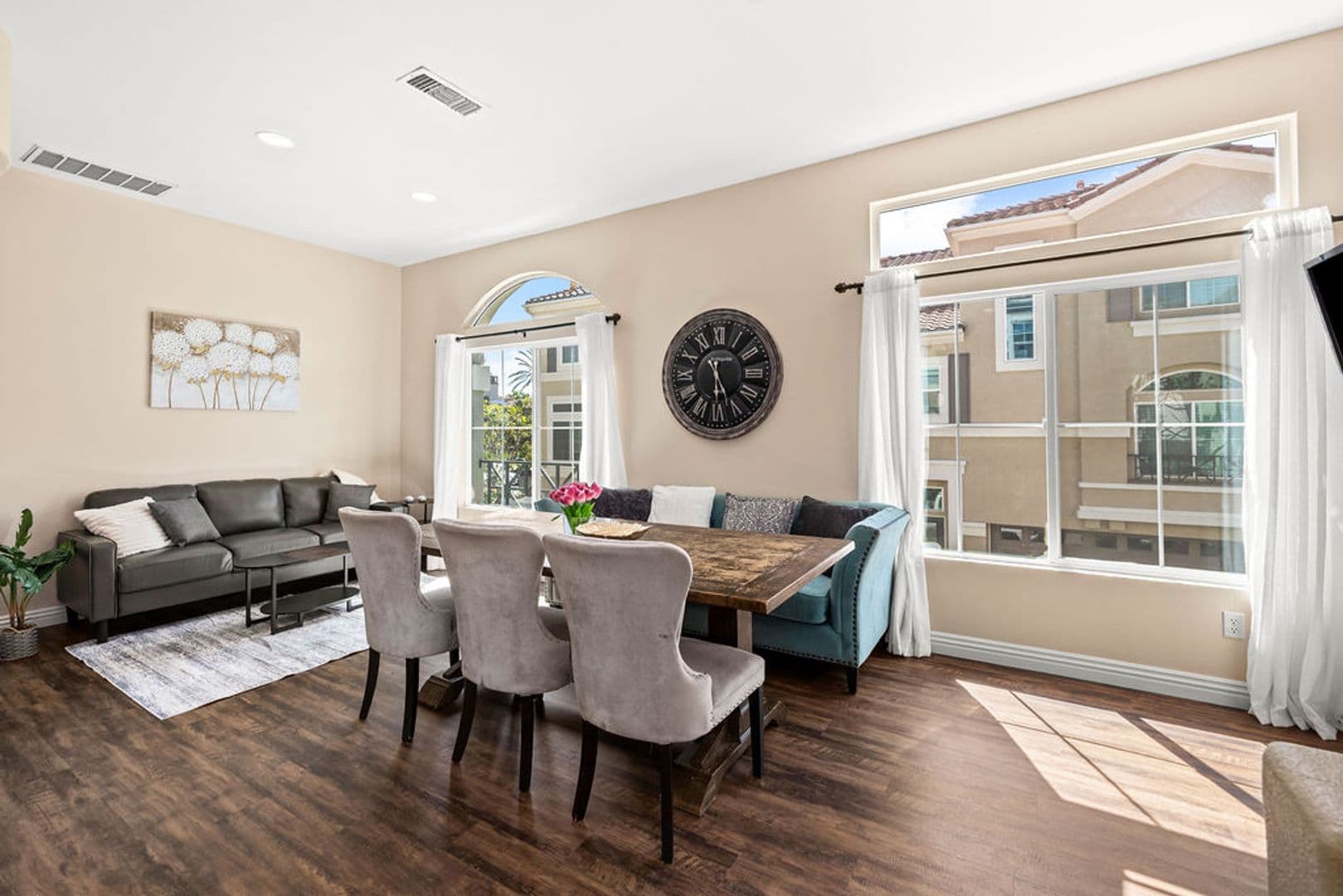 Rancho Santa Margarita House: 205 Montana Del Lago Dr