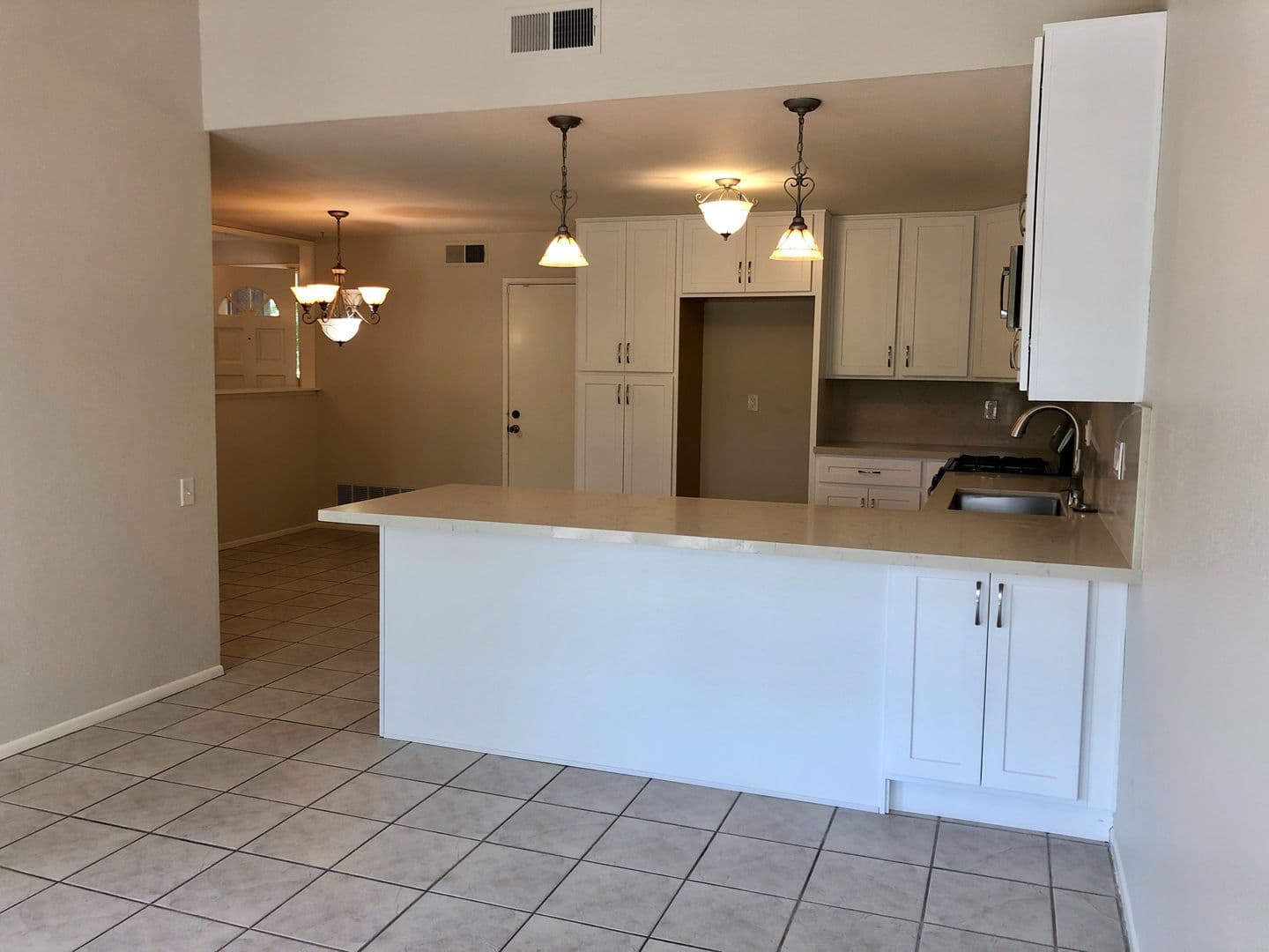 Mission Viejo House: 27576 Agrado