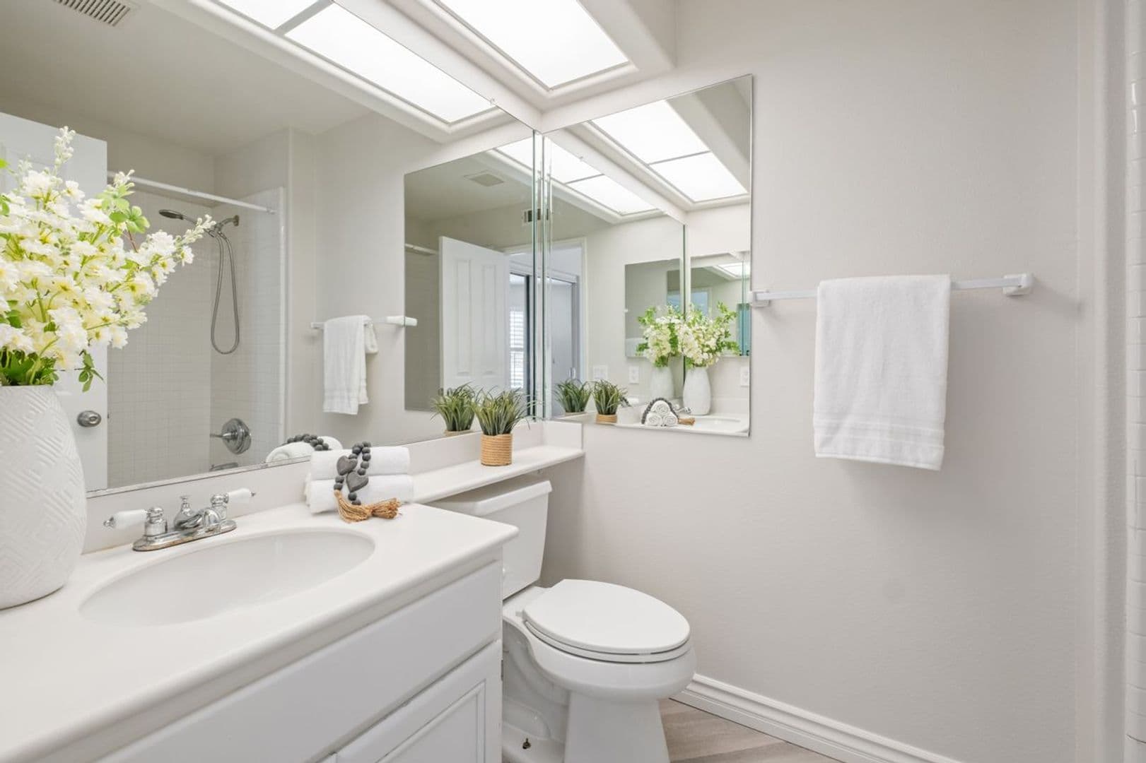 Laguna Niguel House: 54 Cameray Heights