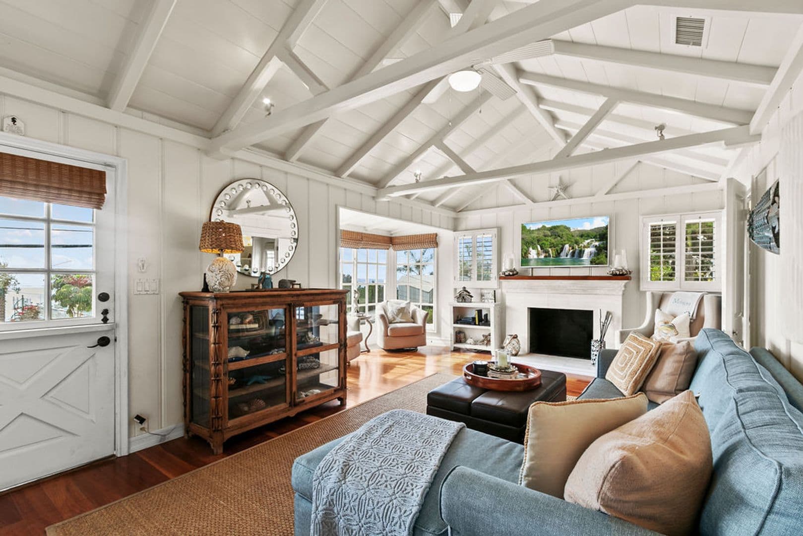 Laguna Beach Apartment: 31922 Virginia Way