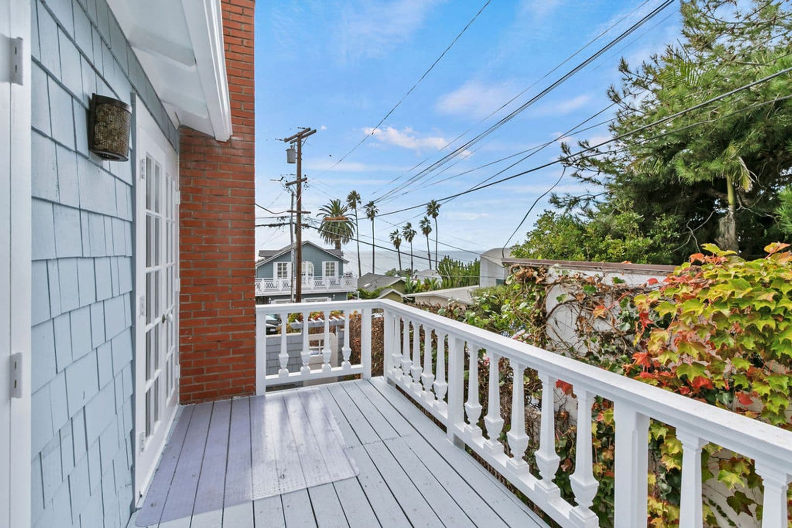 Laguna Beach Apartment: 31922 Virginia Way