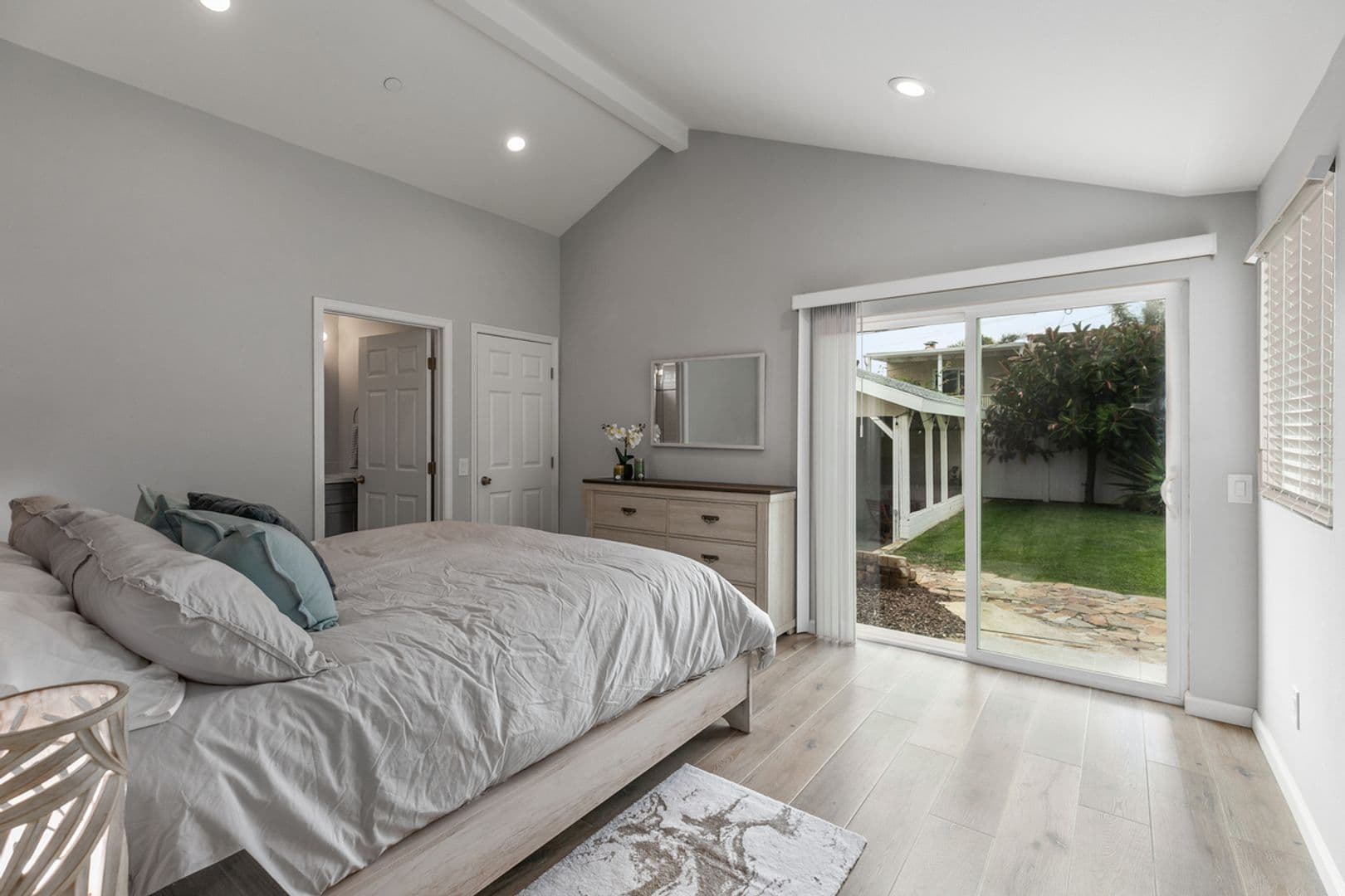 Dana Point House: 33895 Alcazar
