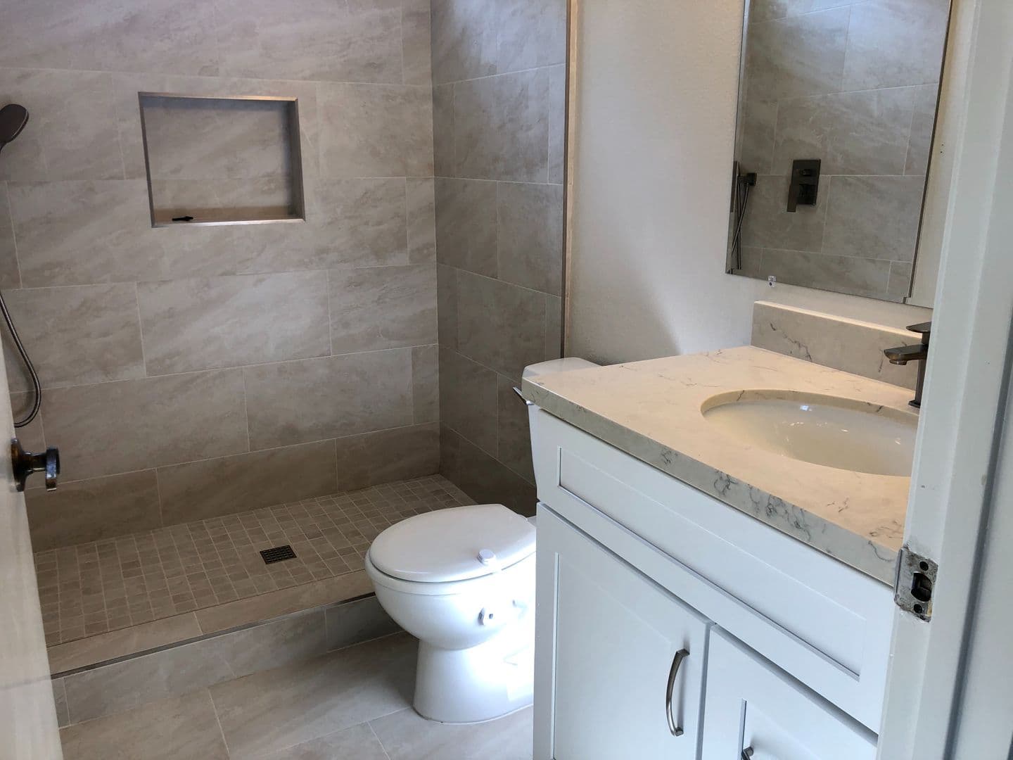 Mission Viejo House: 27576 Agrado