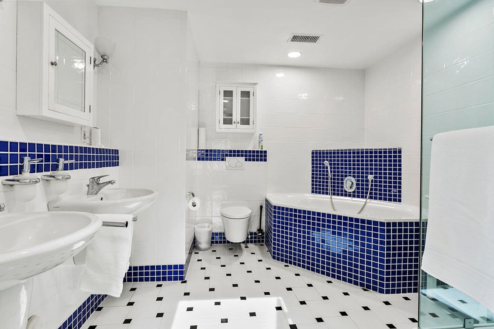 Mission Viejo House: 27242 Cordero Ln