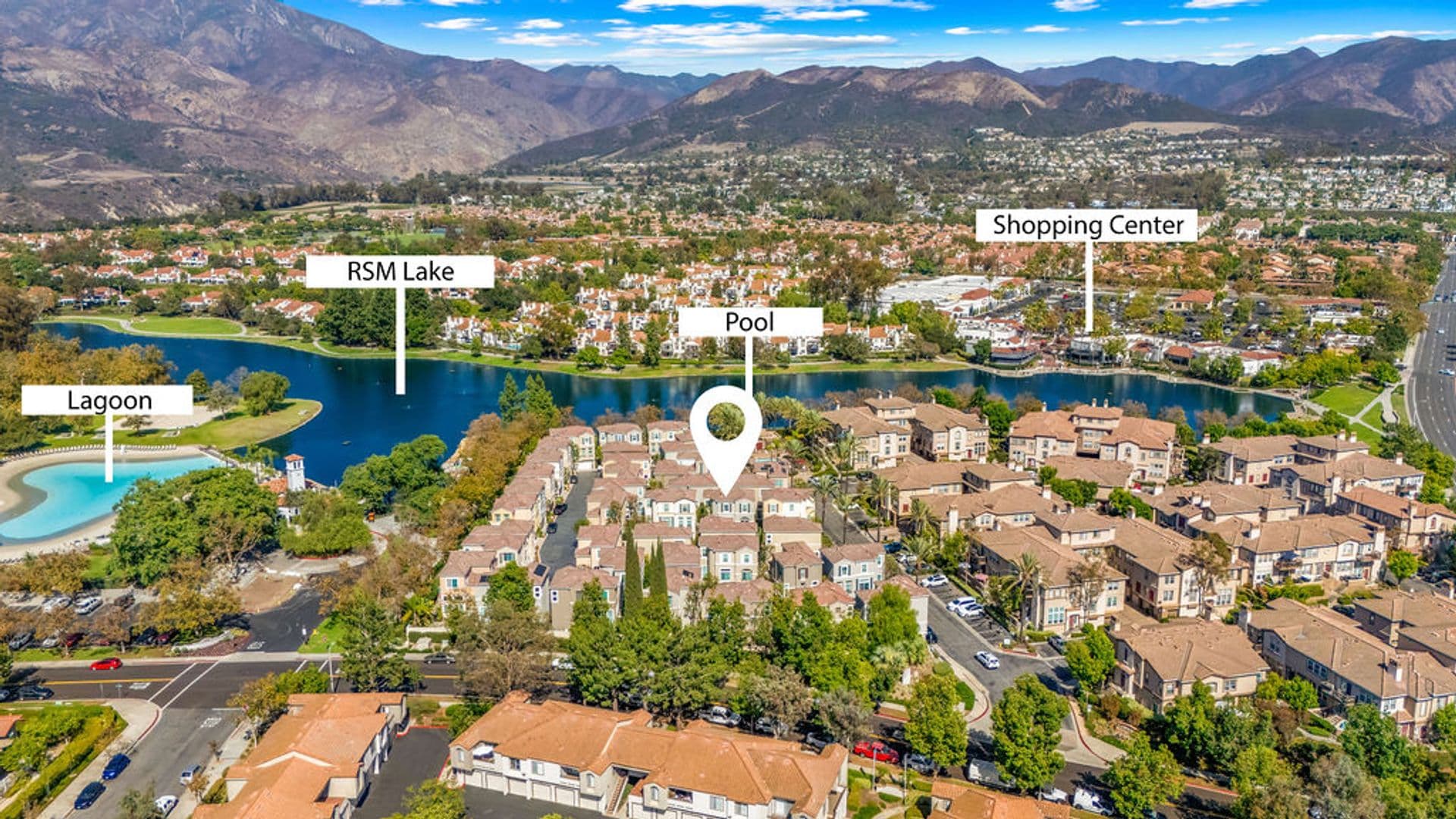 Rancho Santa Margarita House: 205 Montana Del Lago Dr