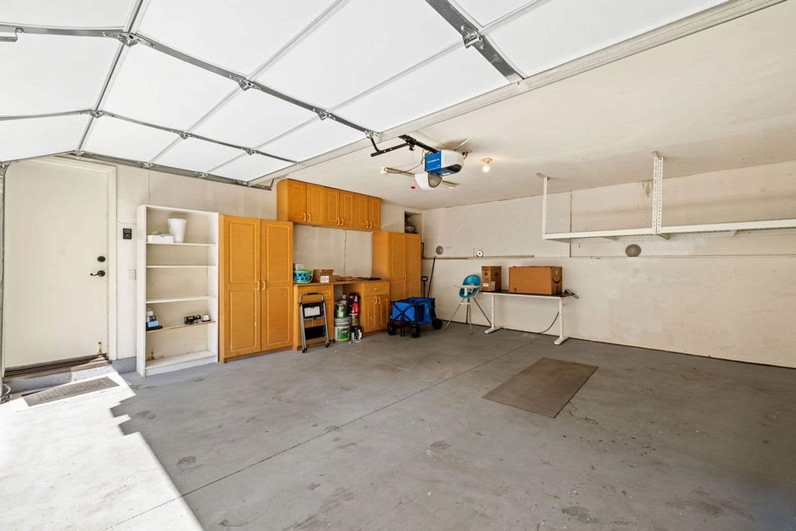 Rancho Santa Margarita House: 205 Montana Del Lago Dr