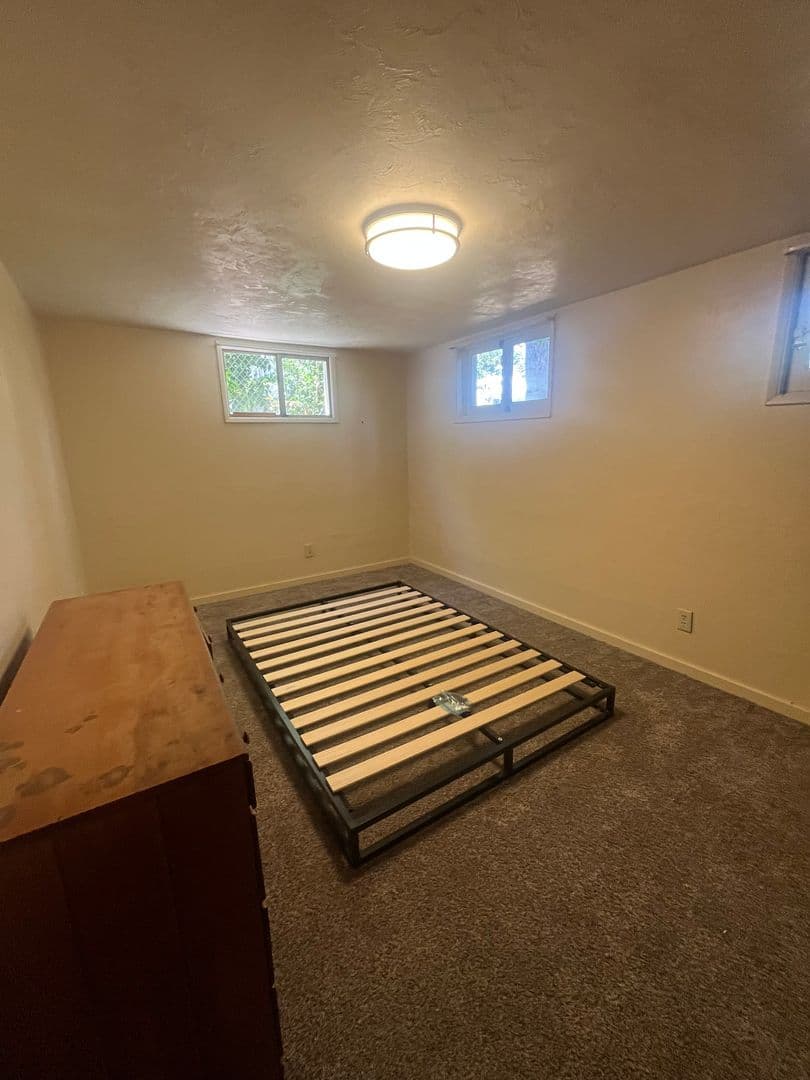 Eugene House: 430 W 12th #5