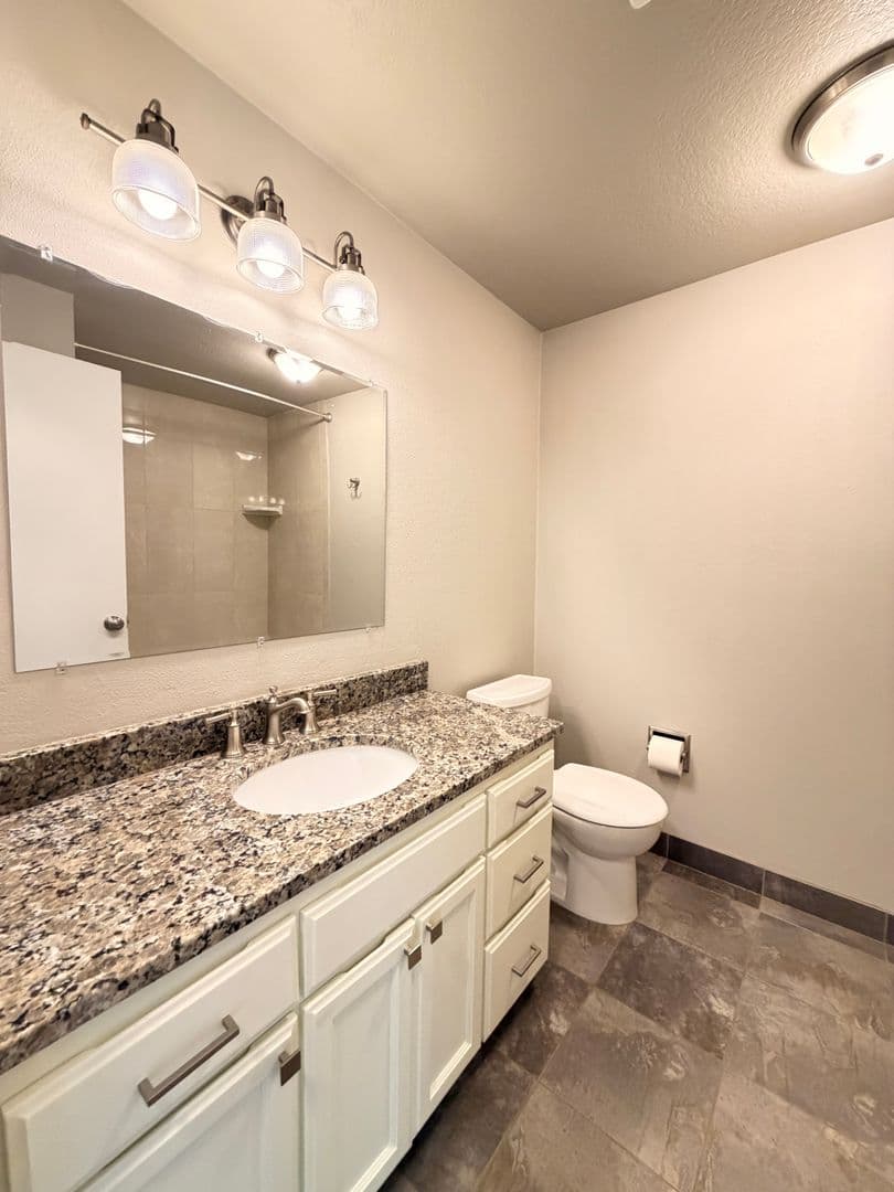Springfield House: 4842 Elderberry Loop