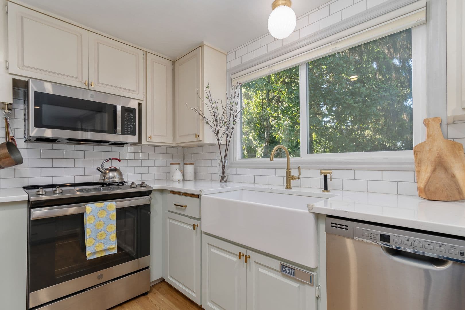 Eugene House: 1565 Flintridge Ave.