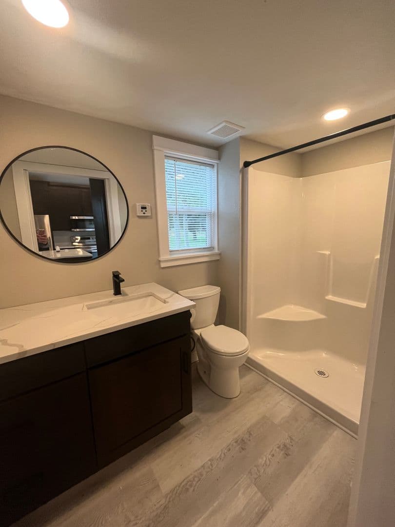 Eugene Apartment: 1625 River Loop 1