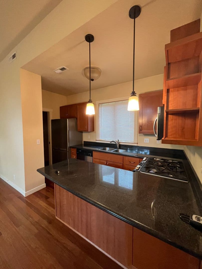 Eugene House: 1445 Perdue Loop