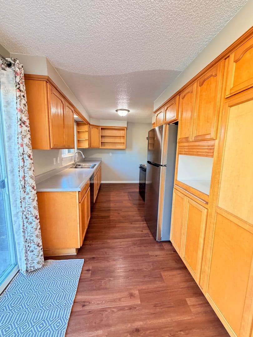 Springfield House: 4842 Elderberry Loop
