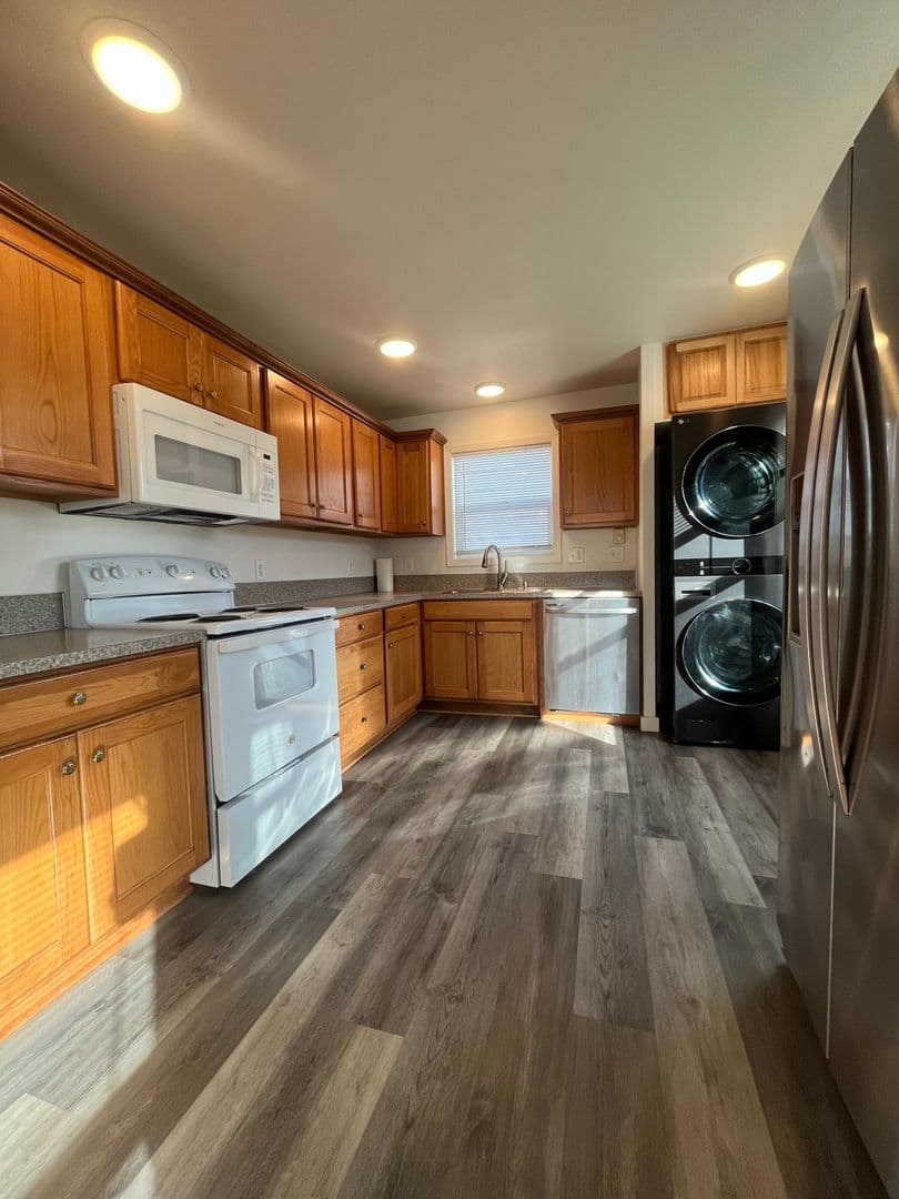Springfield House: 345 52nd