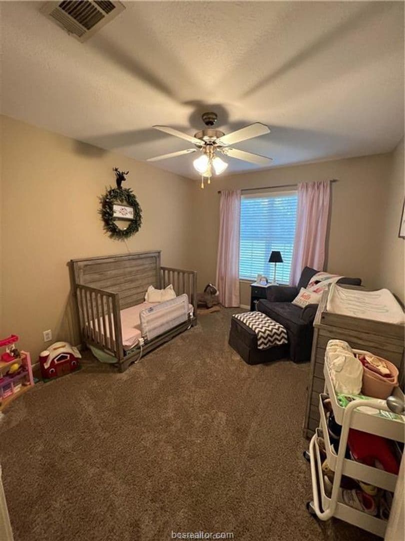 College Station Apartment: 11347 North Dowling Road