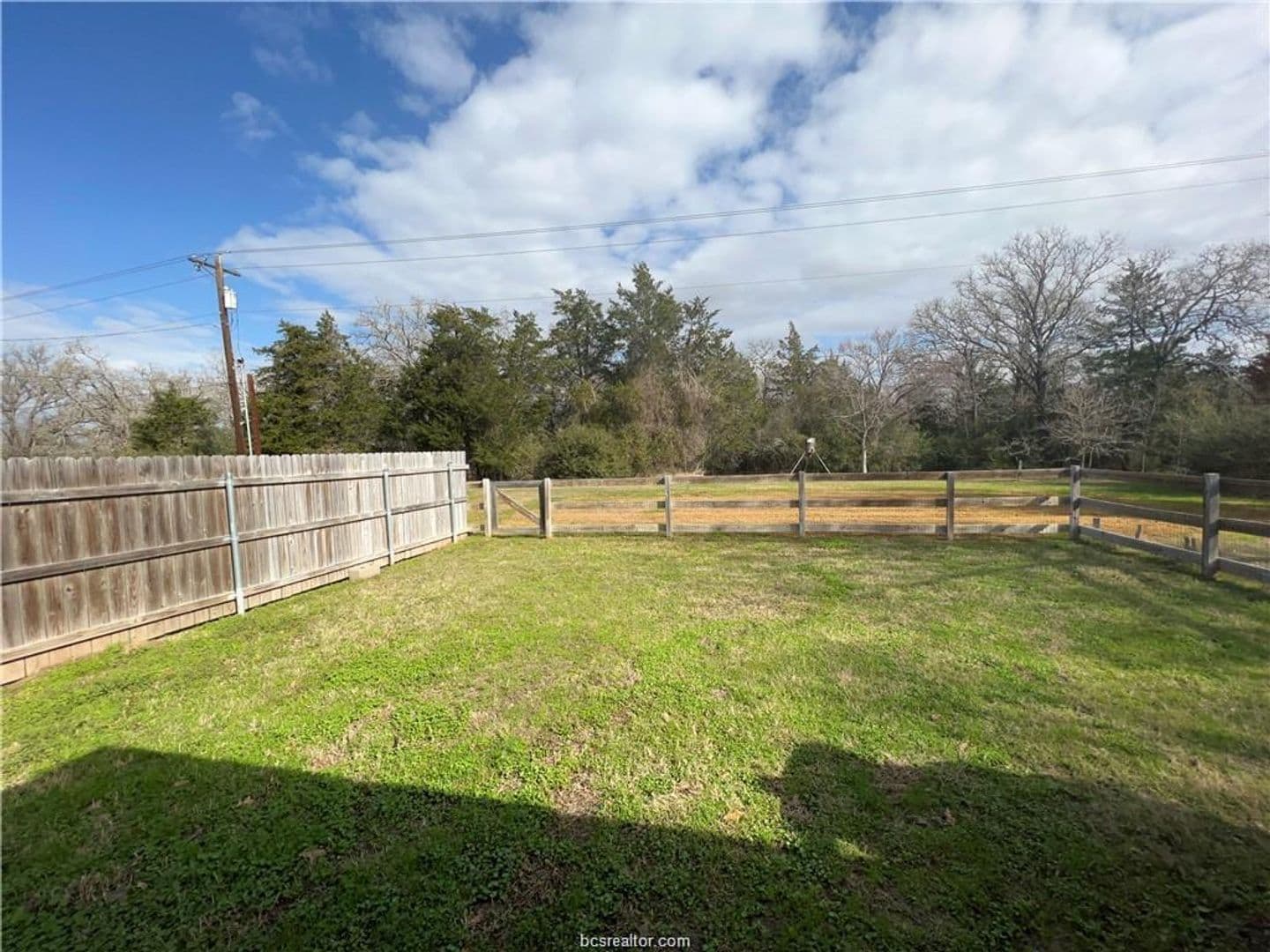 College Station Apartment: 11347 North Dowling Road