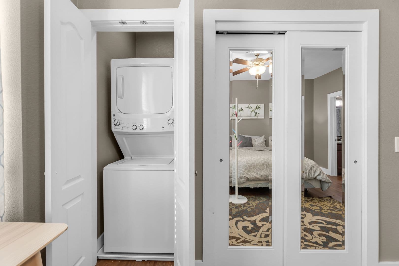 College Station Apartment: 424 Tauber St