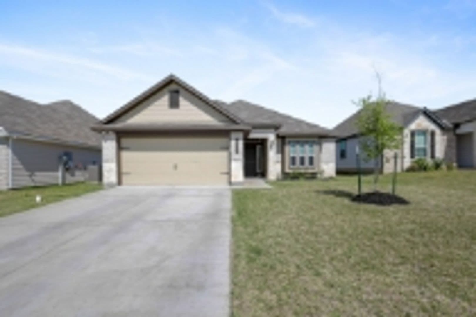 Bryan House: 1320 Kingsgate Drive
