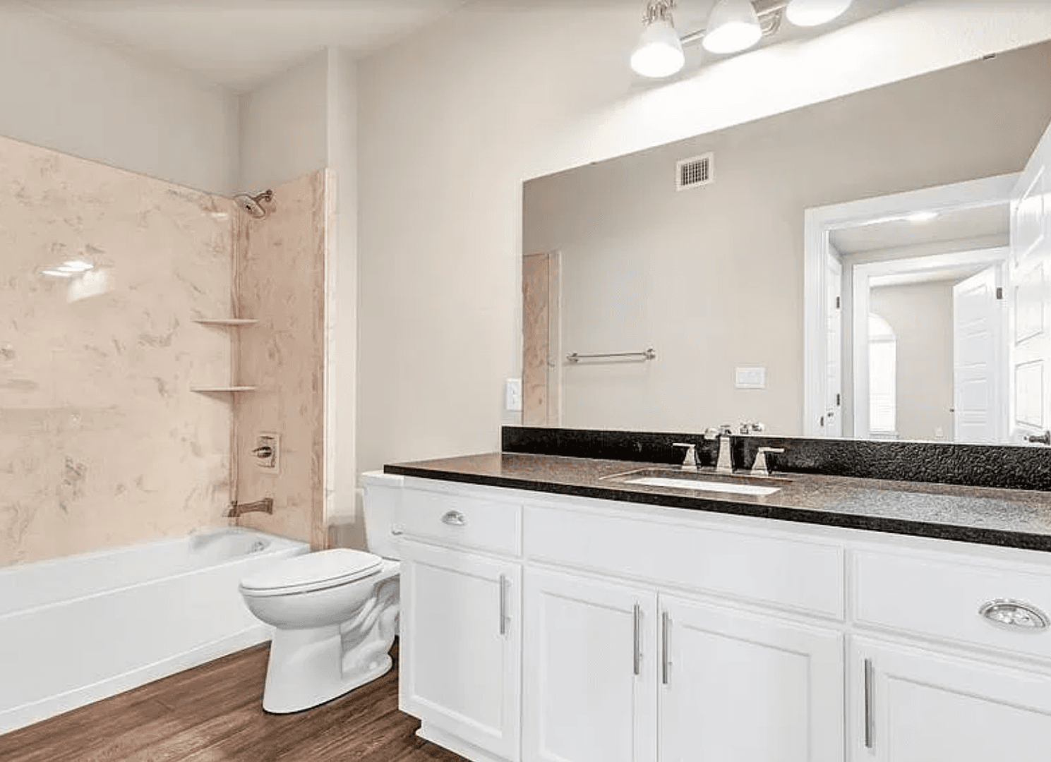 College Station Apartment: 602 Cherry St