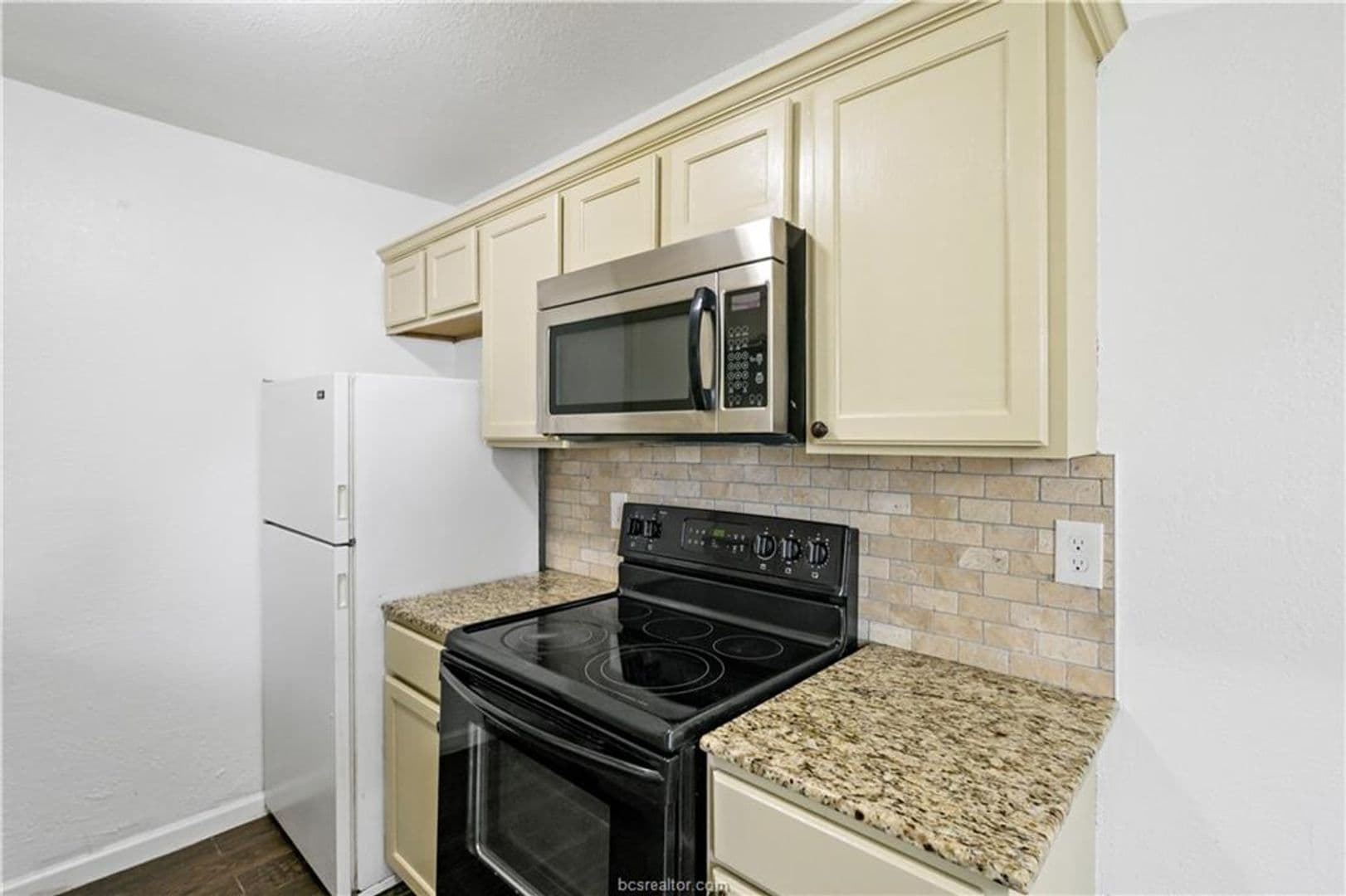 College Station Apartment: 1503 Alpine Circle