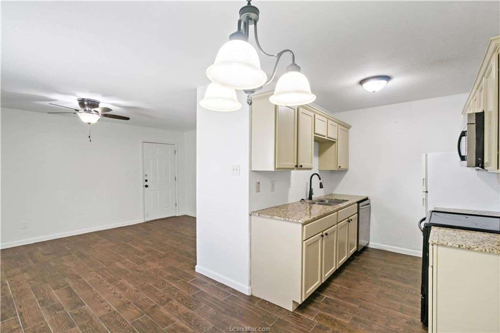 College Station Apartment: 1503 Alpine Circle
