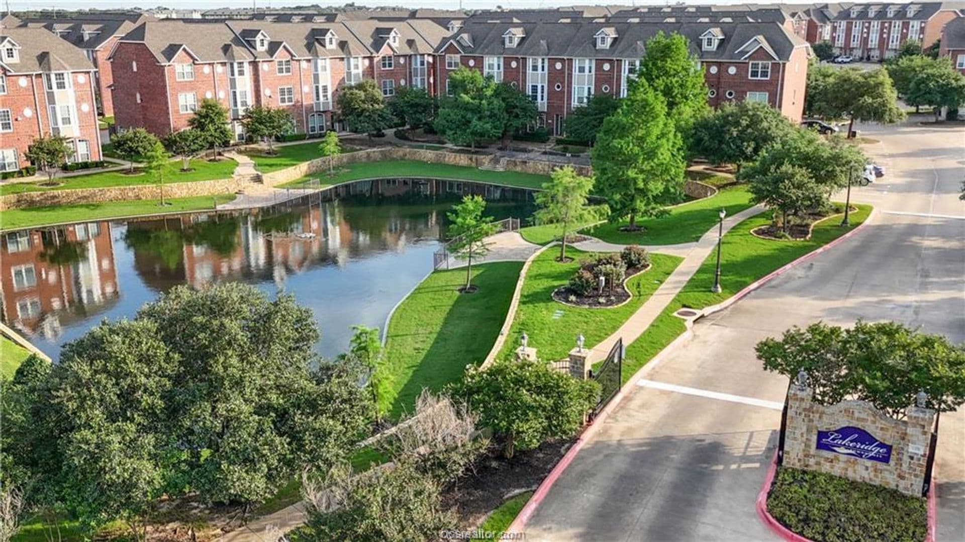 College Station Apartment: 1198 Jones-Butler Road #203