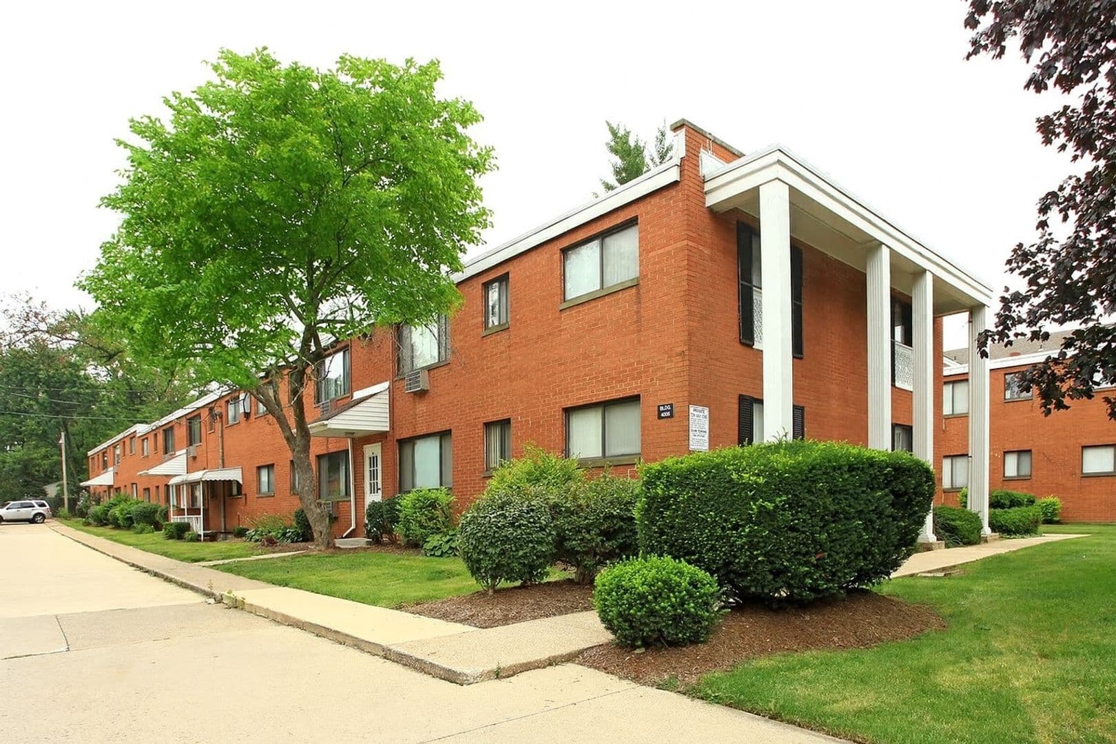 Cleveland Apartment: 4015 Rocky River Dr.