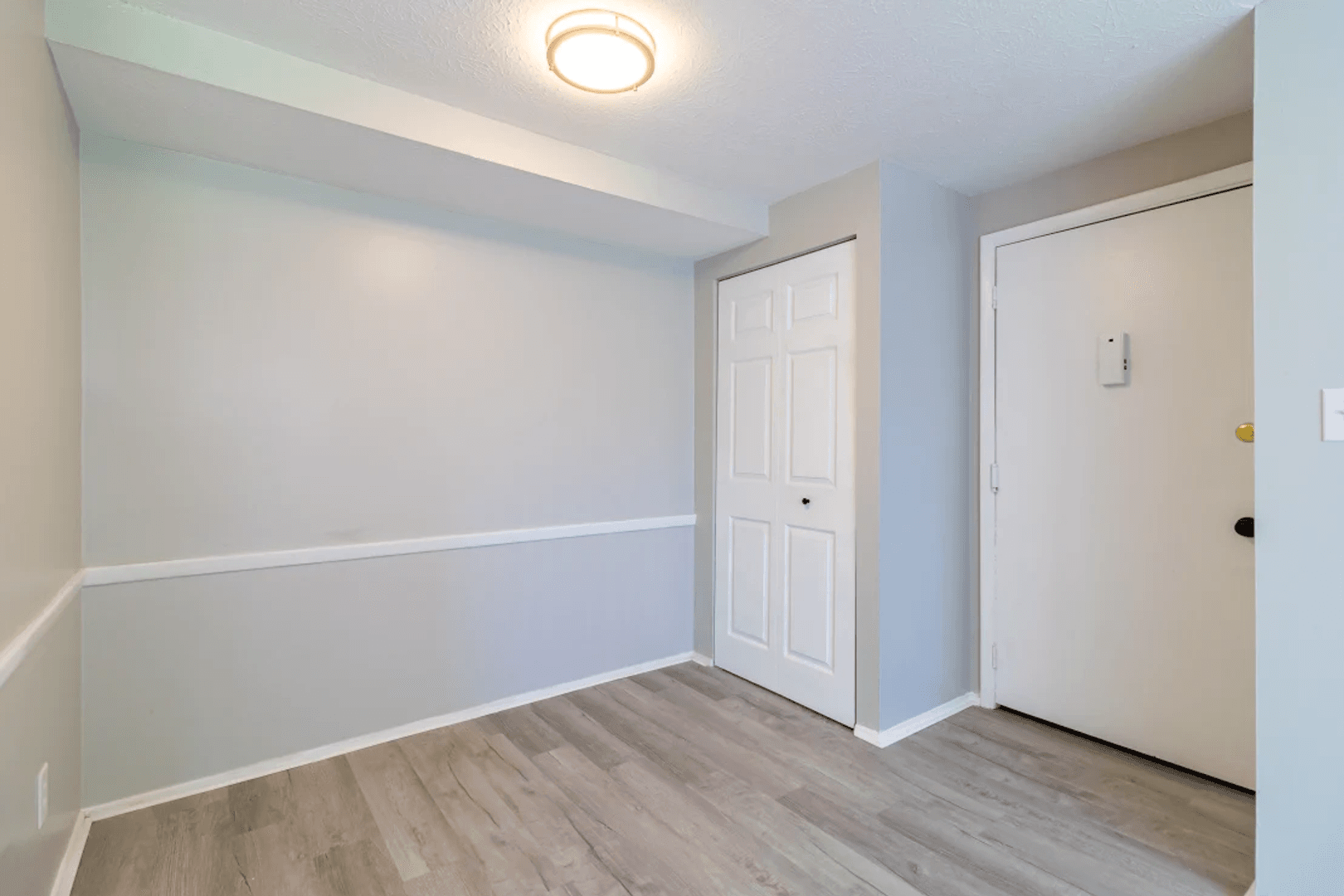 Cleveland Apartment: 4102 Valley Rd.