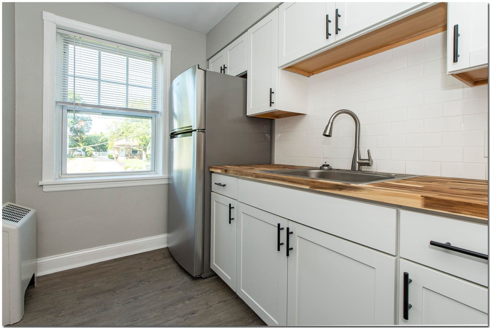 Cleveland Apartment: 4027 Rocky River Dr.