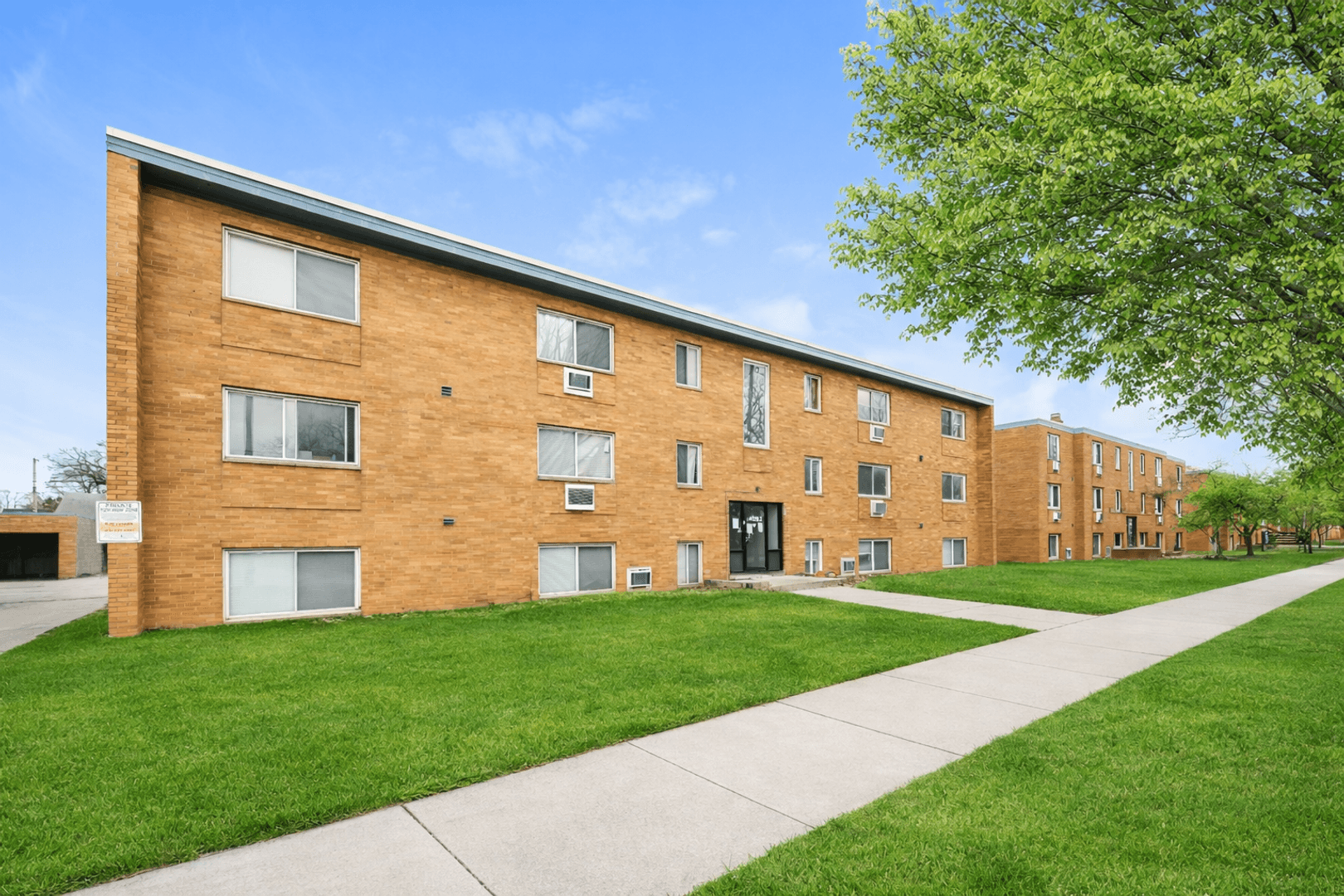 Cleveland Apartment: 4072 Fulton Rd
