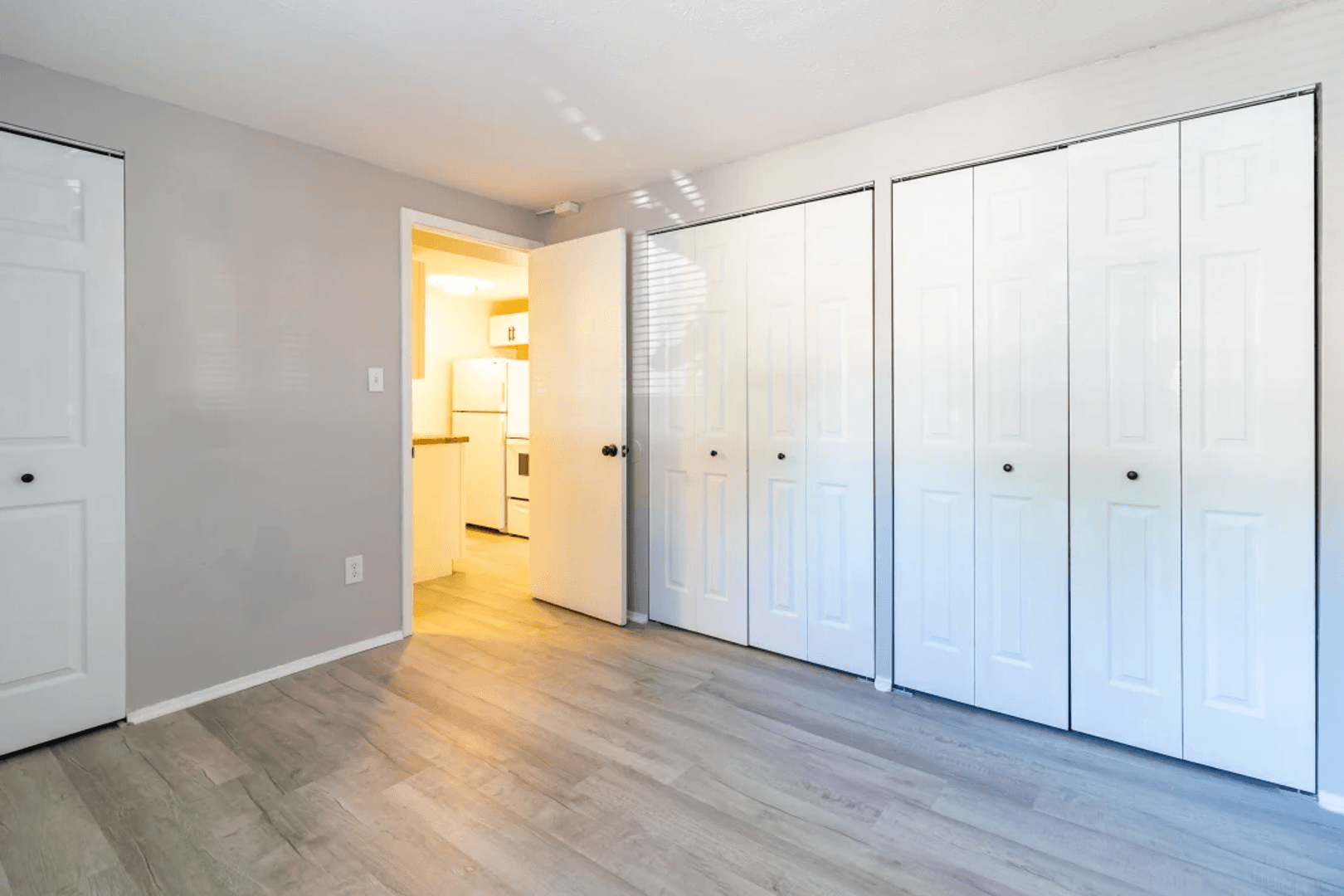 Cleveland Apartment: 4102 Valley Rd.