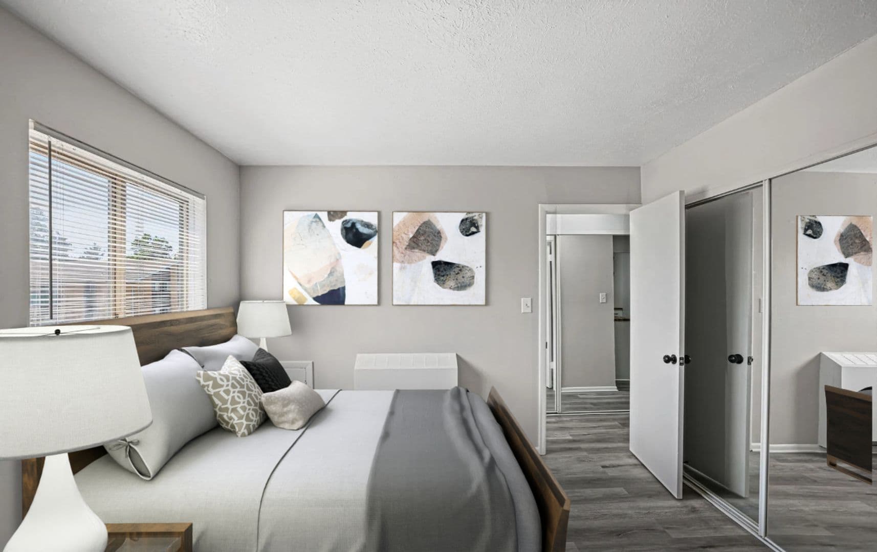 Brooklyn Apartment: 8257 Memphis Avenue