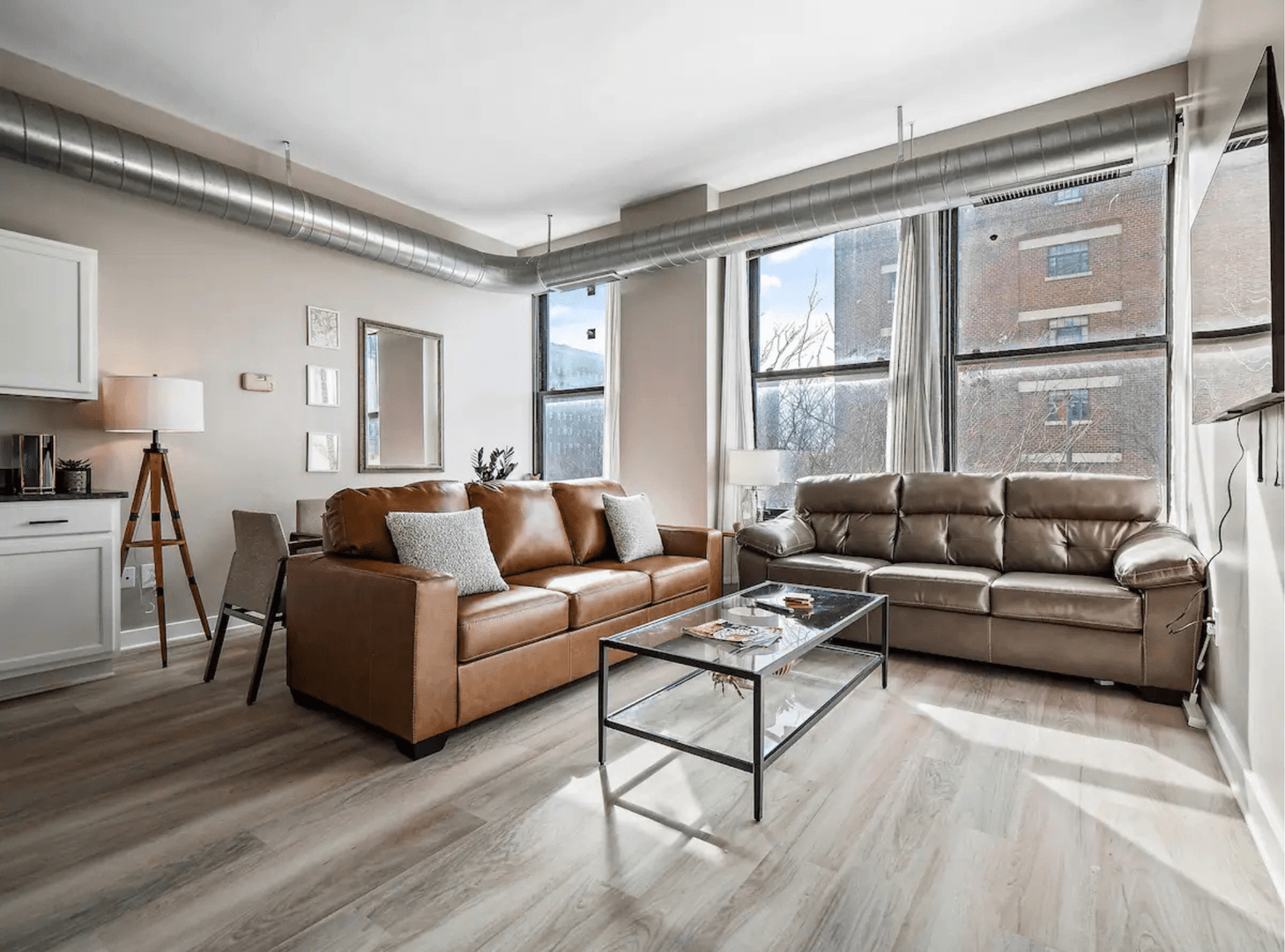 Cleveland Apartment: 1211 West 9th Street