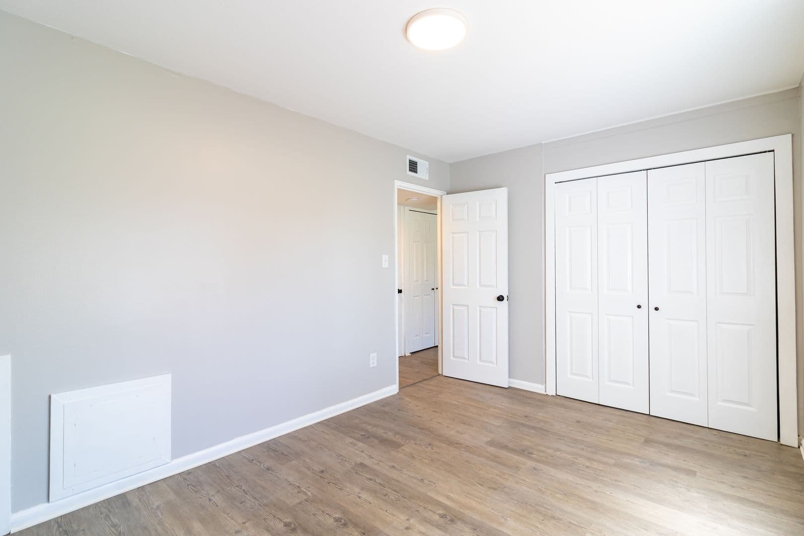 Cleveland Apartment: 4060 Park Fulton Oval