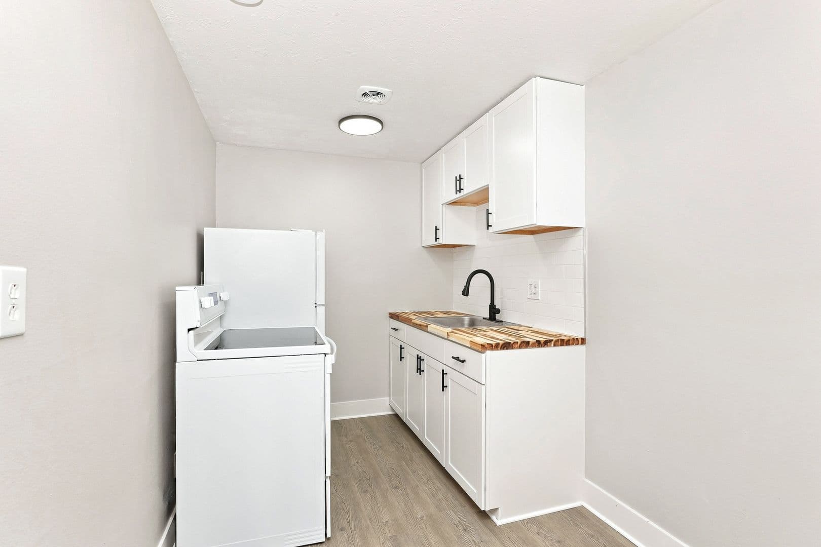 Cleveland Apartment: 2303 Forestdale Ave.