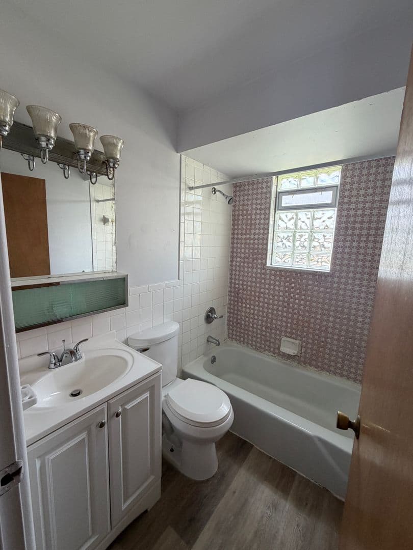 Cincinnati Apartment: FourTowers Dr