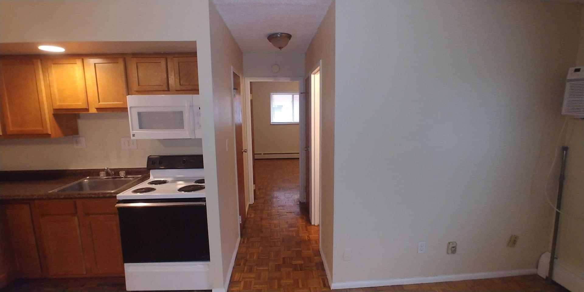Cincinnati Apartment: 1625 Asmann Ave