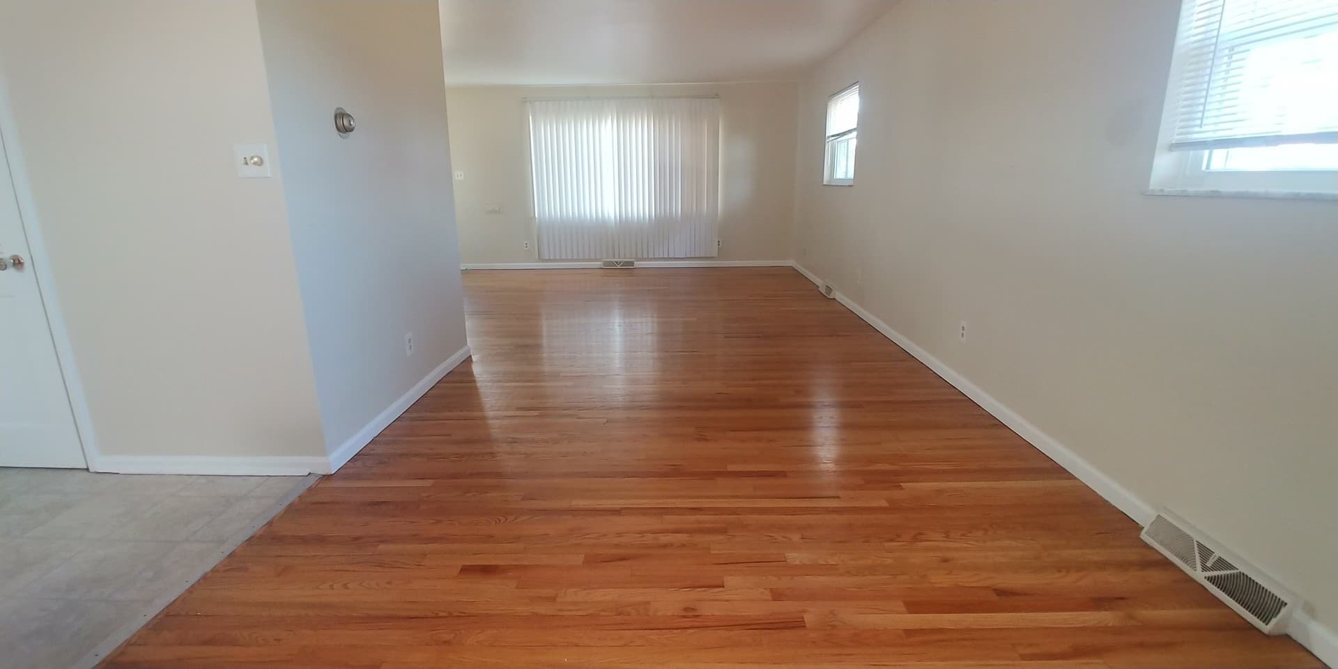 Cincinnati Apartment: 2511 Ferguson Road