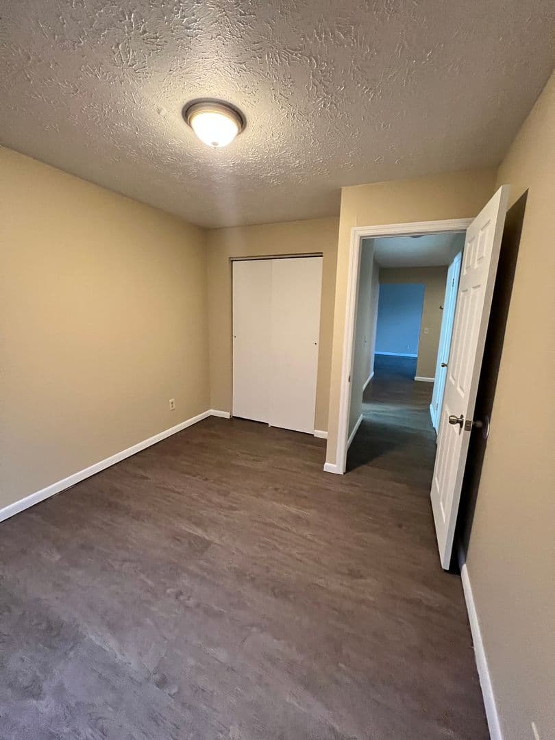 Cincinatti Apartment: 2679 Montana Ave