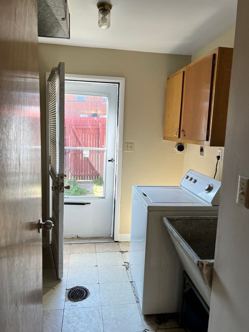 Cincinnati Apartment: FourTowers Dr