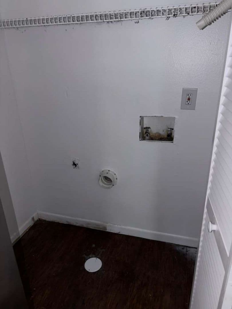 Tampa Apartment: 1206 E 99th Ave. Apt B