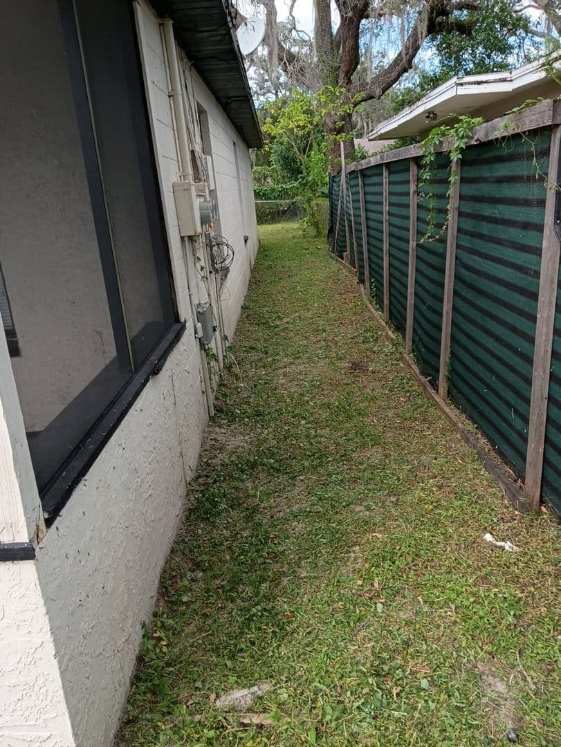 Tampa Apartment: 1206 E 99th Ave. Apt B