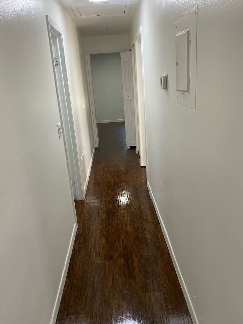 Tampa Apartment: 1206 E 99th Ave. Apt B