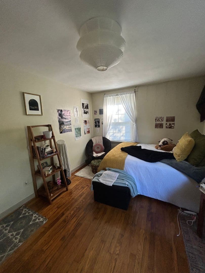 State College House: 892 N Allen St