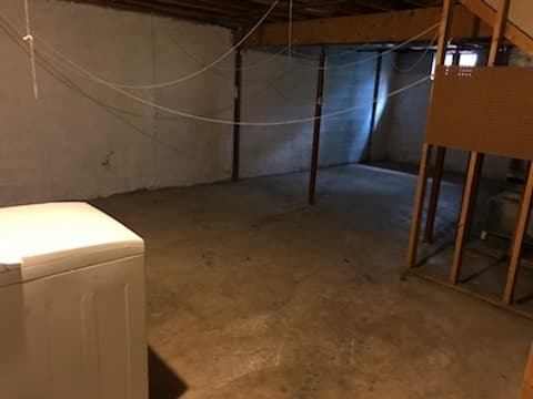 State College Apartment: 100-1 E. Cherry Lane