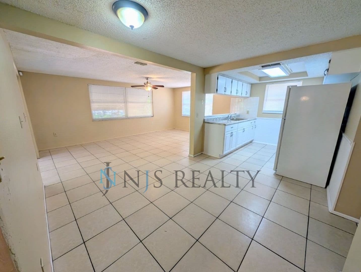 Port Richey House: 11621 Meadow Dr