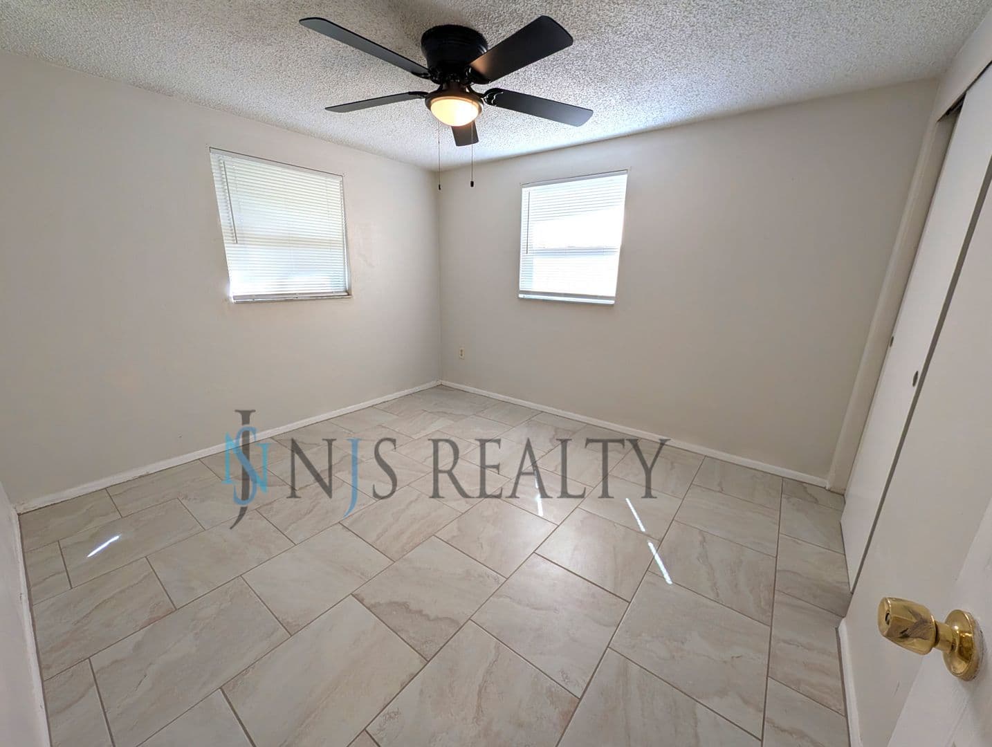 New Port Richey House: 5132 Drift Tide Dr.