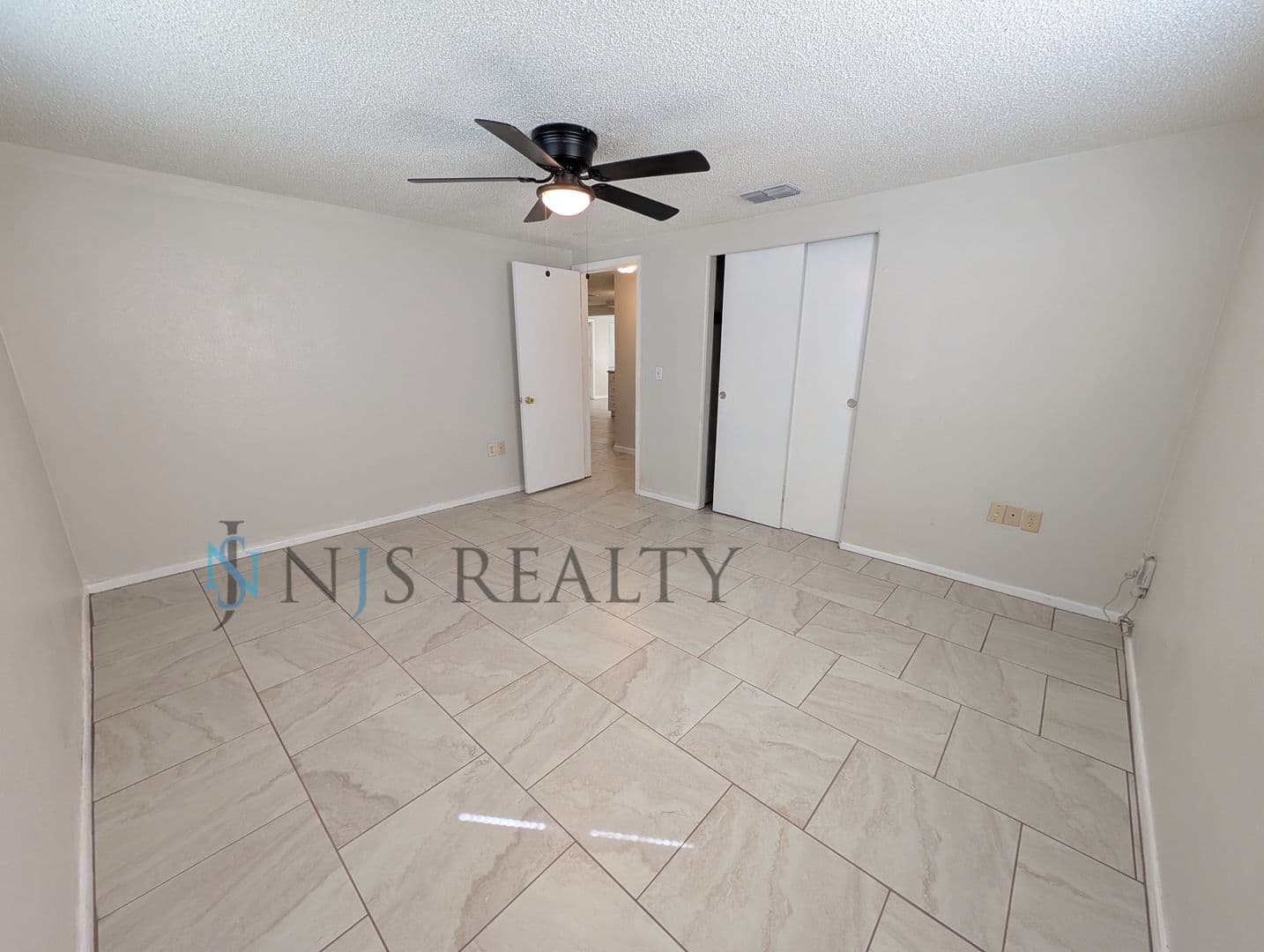 New Port Richey House: 5132 Drift Tide Dr.