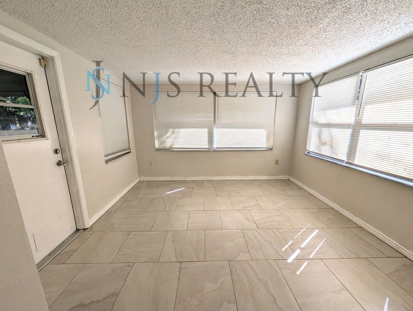 New Port Richey House: 5132 Drift Tide Dr.