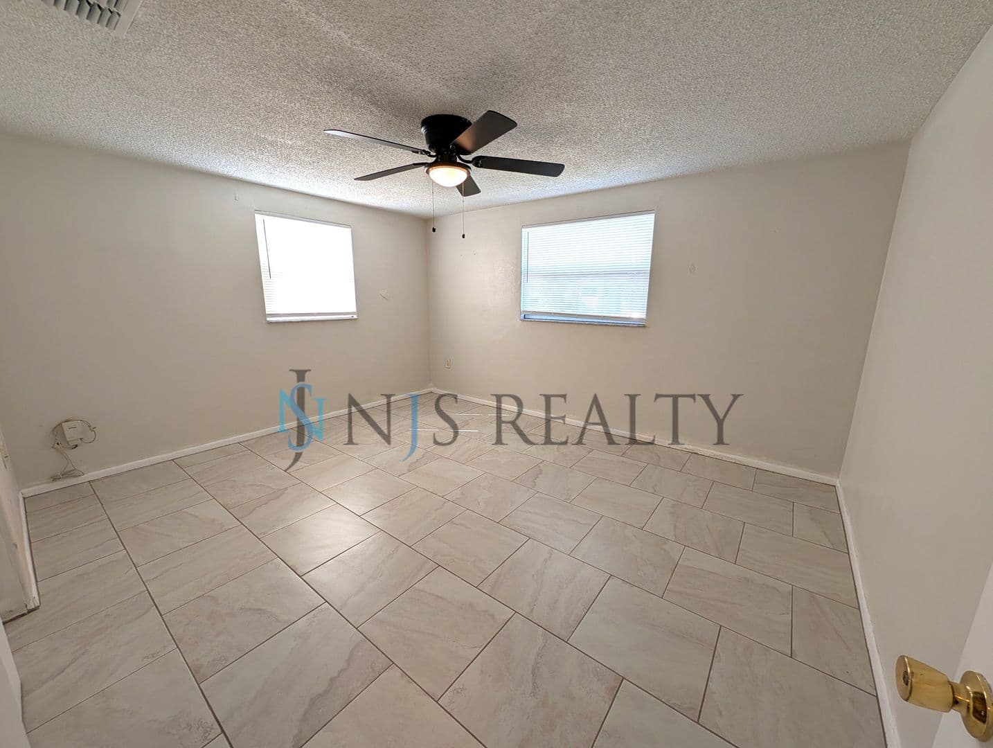 New Port Richey House: 5132 Drift Tide Dr.